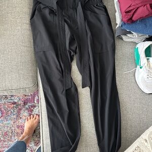 Atheleta Black Elastic Waist Tie pants size 6